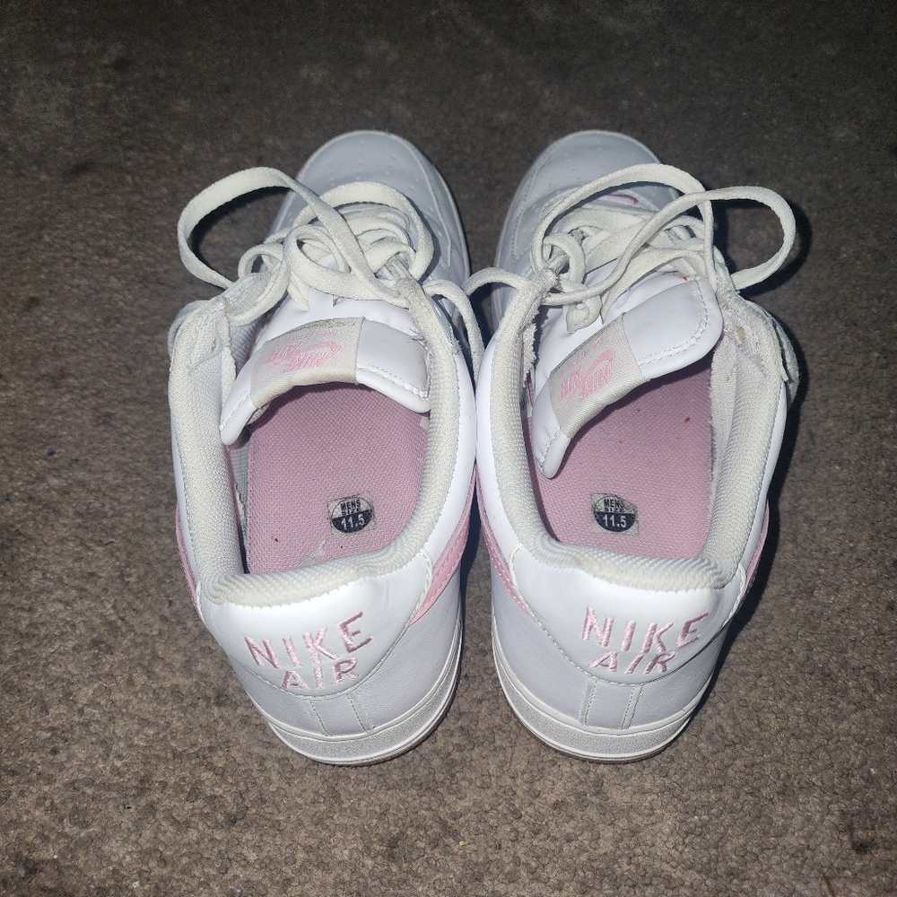 Mens low cut  Nike Airforce  1,s.